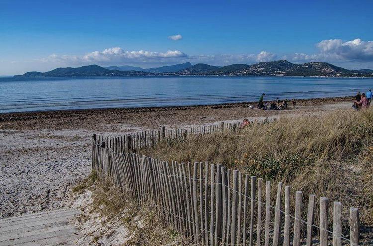 La Badine 5P Plage Piscine Clim Jacuzzi Parc Luxuriant Hyeres Exterior photo